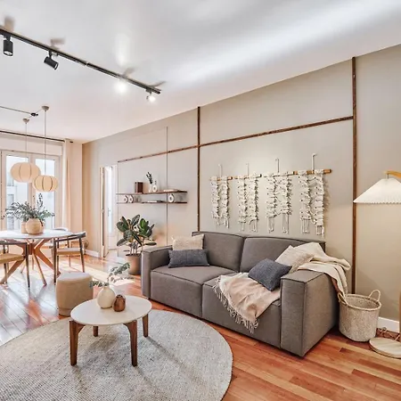 Apartment Oliva - 3 A Trocadero